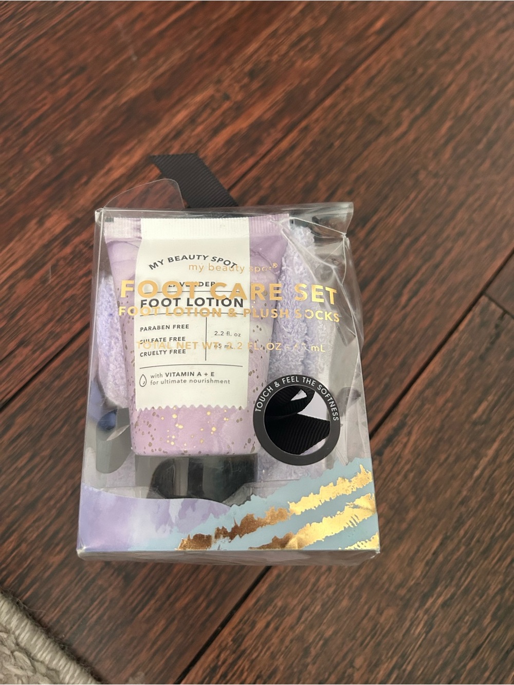 My Beauty Spot Lavender Foot Care Set - Foot Lotion & Plush Socks